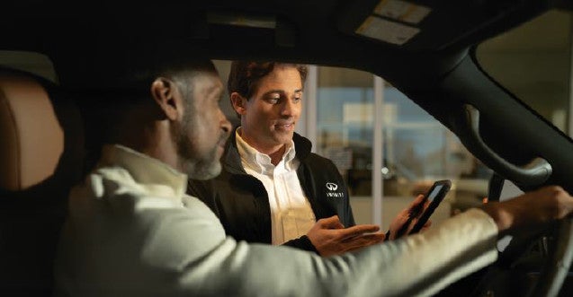 Customer pulling into express service